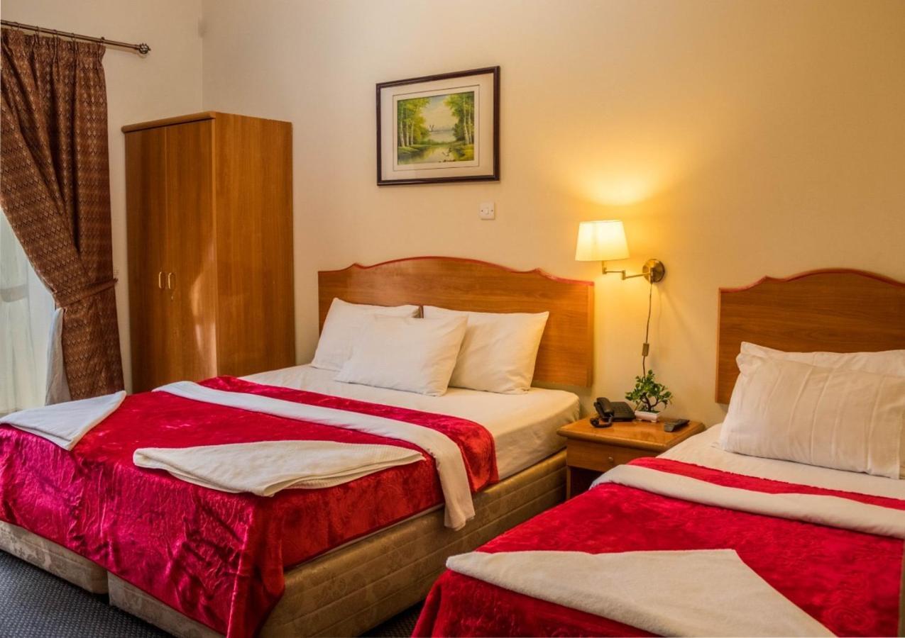 Sahar Hotel Dubai Luaran gambar